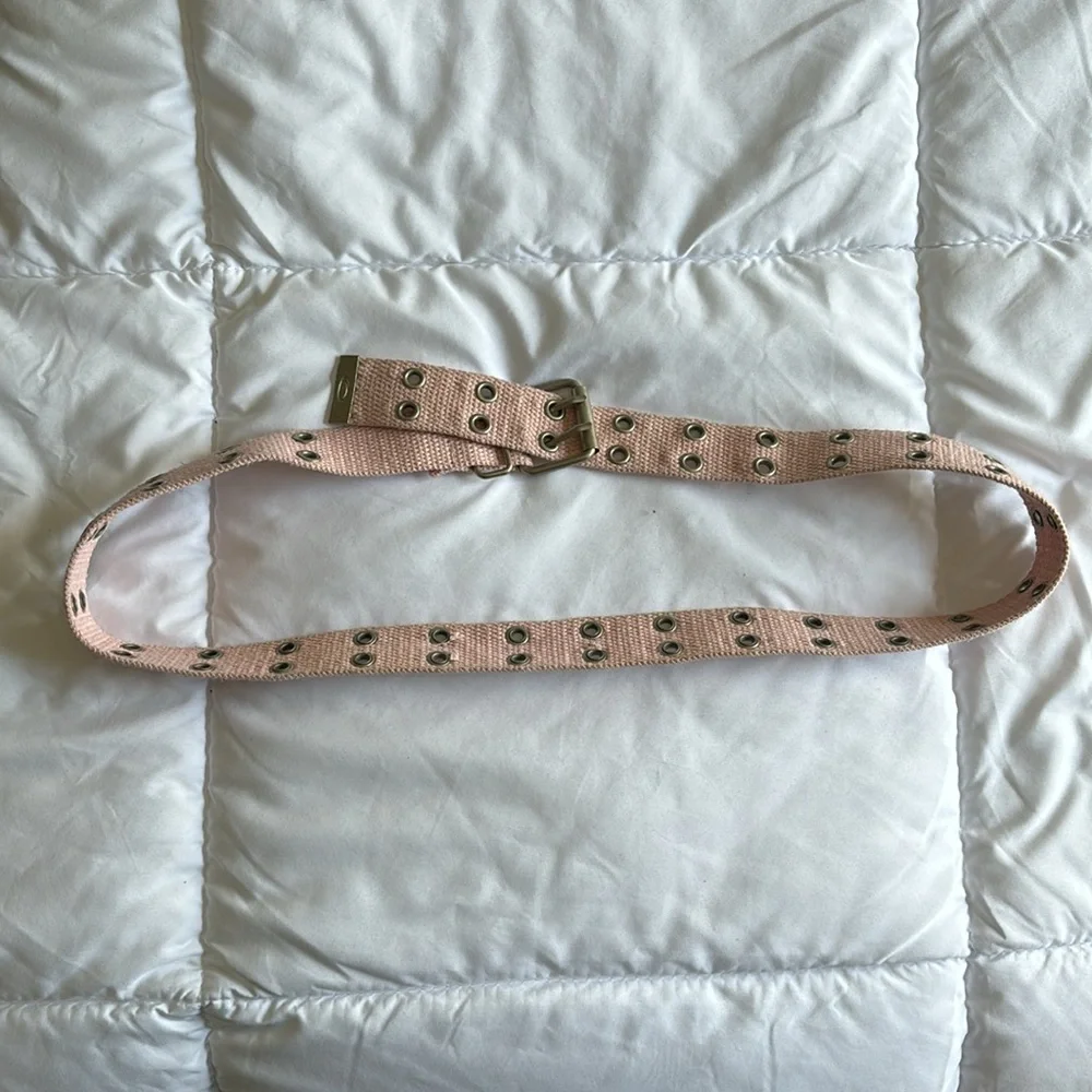Girls light pink belt